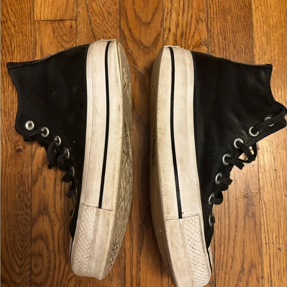 Chuck Taylor Converse All Star Black Leather High-Top Sneakers Women